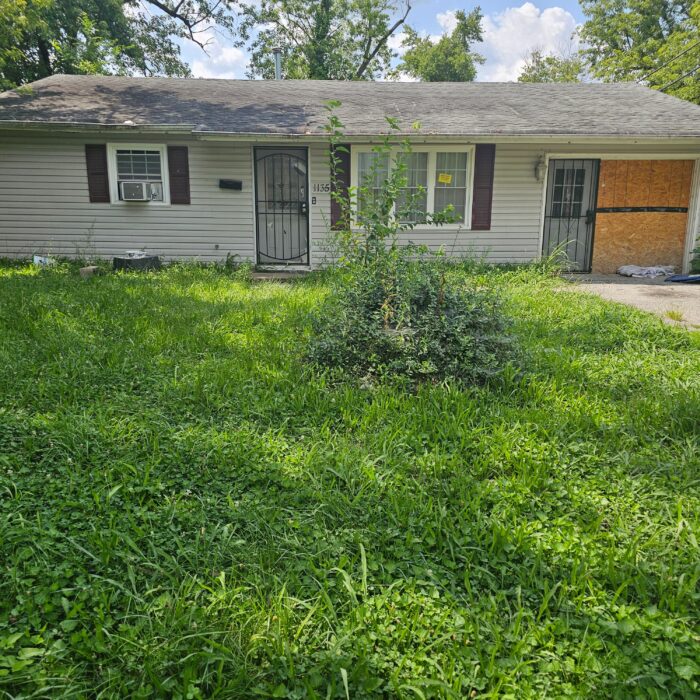 1135 Saint Rose Ln, Cahokia