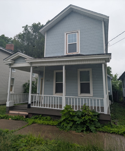 613 Green street Peoria IL 61603