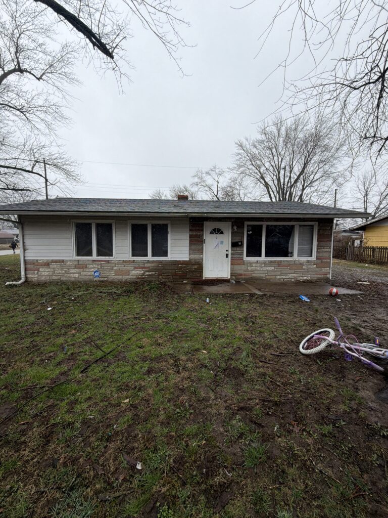 2 E Adams Dr Cahokia, IL 62206