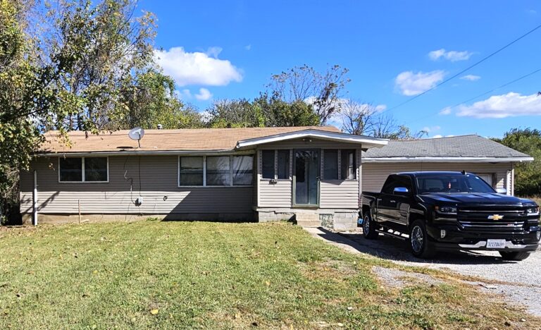 1611 Mousette Lane Cahokia, IL 62206