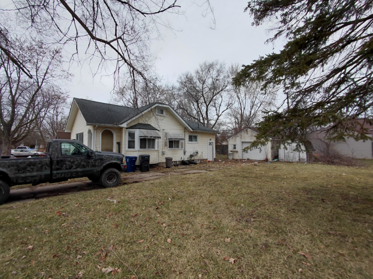 3213 Dale Ave, Flint, MI 48506