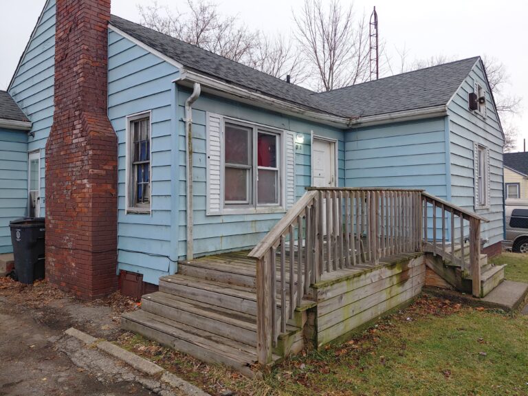 311 W Genesee St, Flint, MI 48505