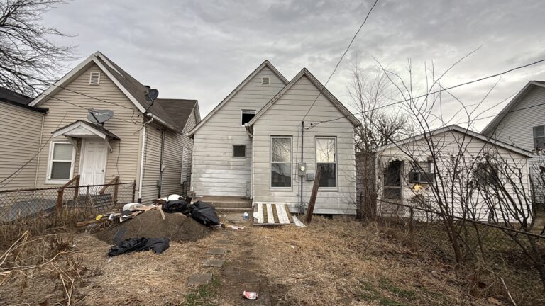 1608 3rd st. Madison, IL 92060