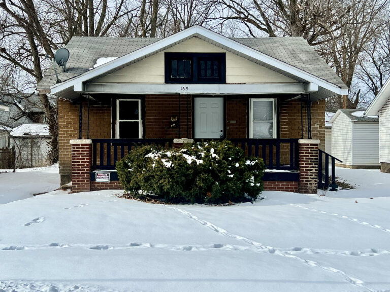 165 S EAST AVE DECATUR, IL 62521