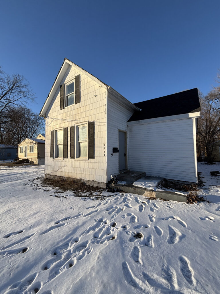 2315 W Ann W Peoria, IL 61603