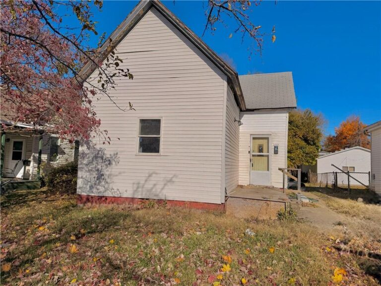 1646 E Wood St , Decatur, Illinois 62521