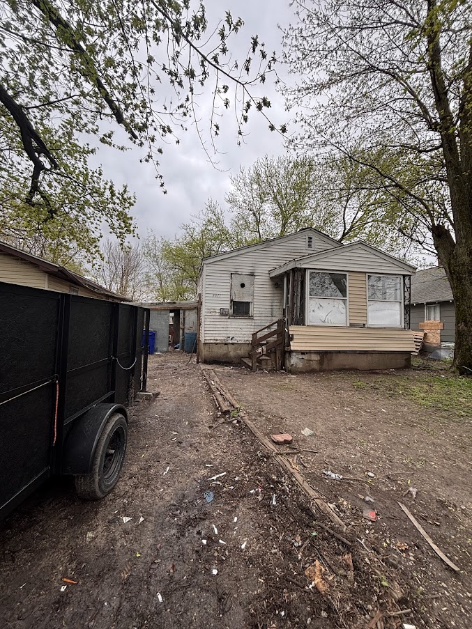 2271 E Hickory, Decatur IL