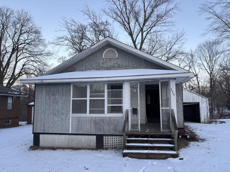 135 Chandler Blvd, Macomb, IL