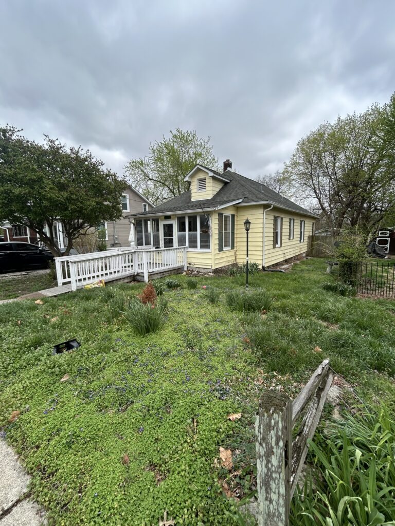 2637 Sidney St, Alton, IL 62002