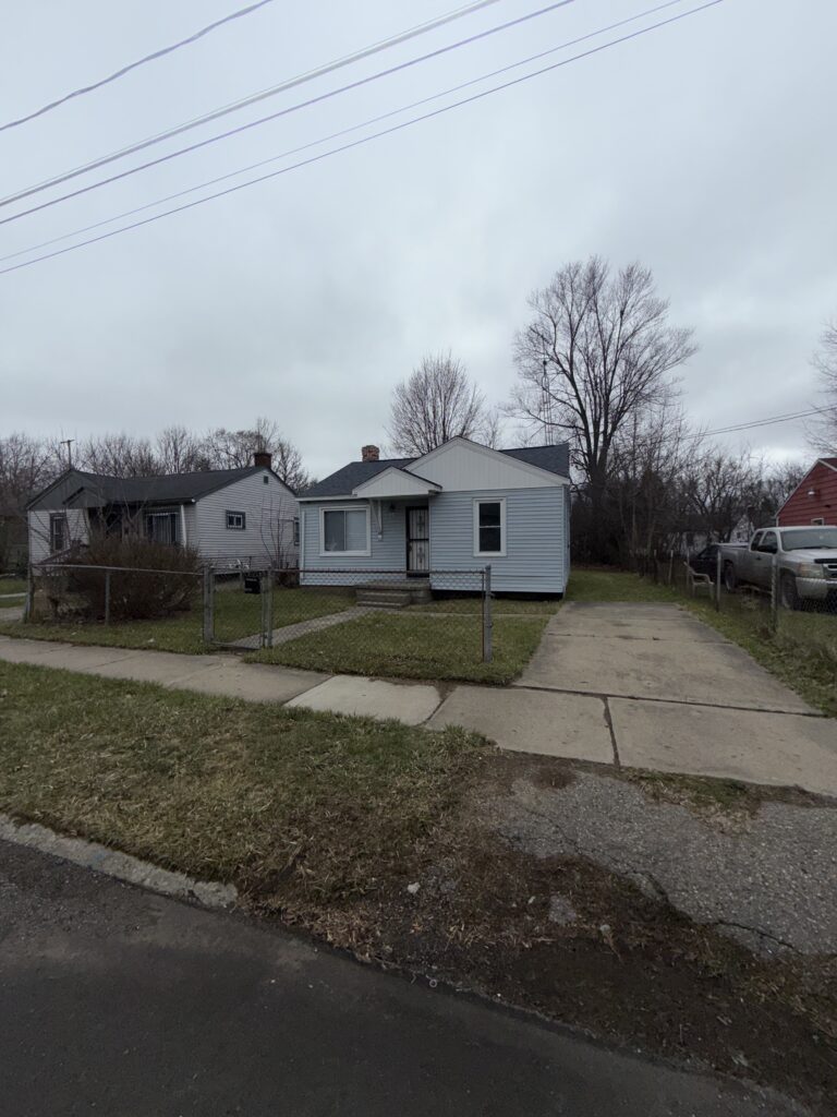 246 E York Ave, Flint, MI 48505, USA