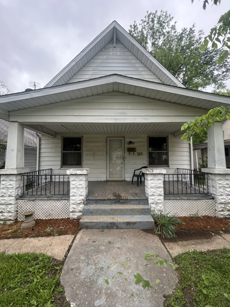 560 Highland Ave. Alton IL 62,002