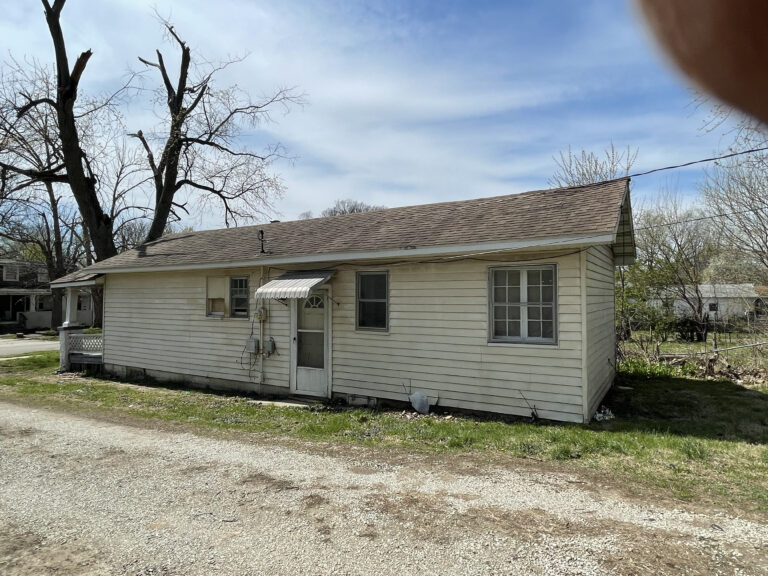 1764 E Johns Ave, Decatur IL 62,521