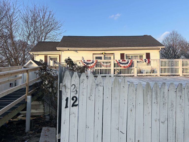 12 Franklin St, Brooklyn, IN  46111