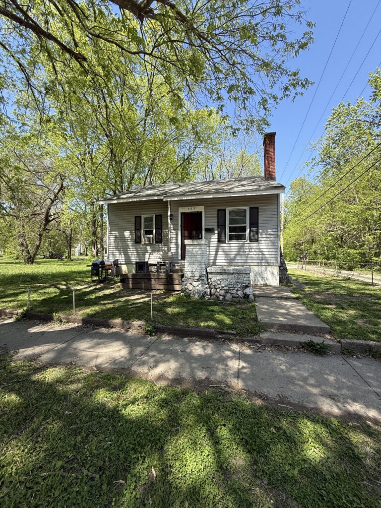 462 W Leafland Ave, Decatur, IL 62522, USA