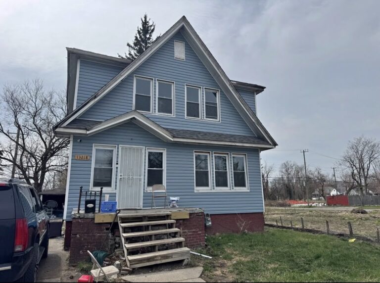 13218 Greiner St, Detroit, MI 48205