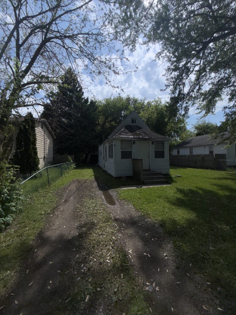 3618 Branch Rd, Flint, MI 48506, USA