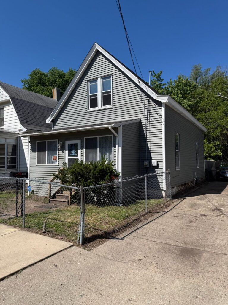721 S Matthew St, Peoria, IL 61605, USA