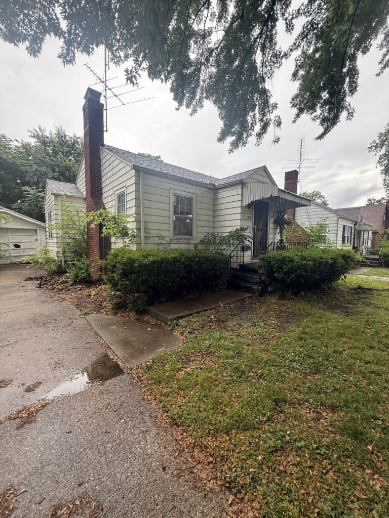 1073 W Packard St, Decatur, IL 62522, USA