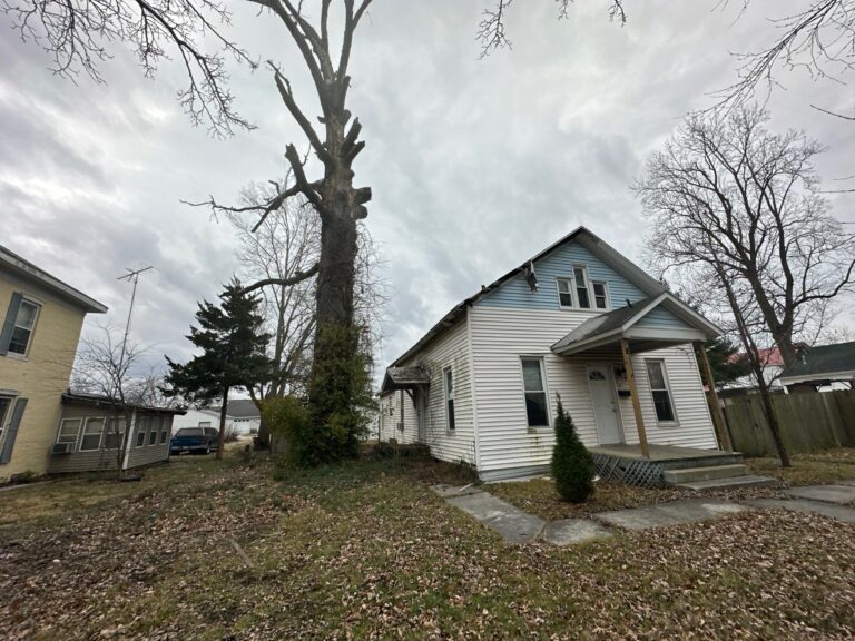 227 N Hickory St, Centralia, IL 62801, USA