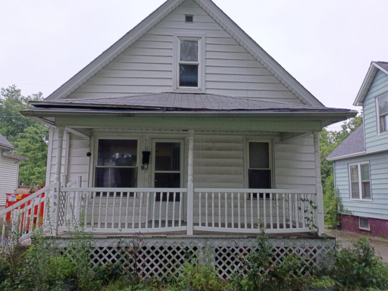 2061 N College St, Decatur, IL 62526, USA