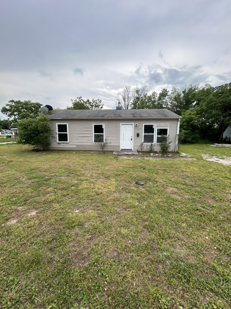 523 St Paul Dr, Sauget, IL 62206, USA