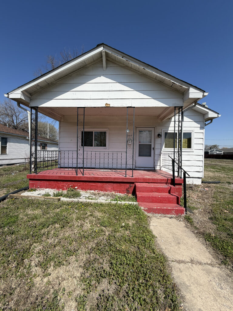 2017 McCasland Ave, Madison, IL 62060, USA