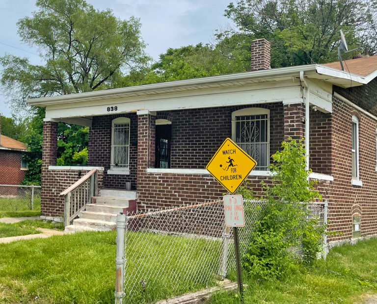 838 N 23rd St, East St Louis, IL 62205, USA