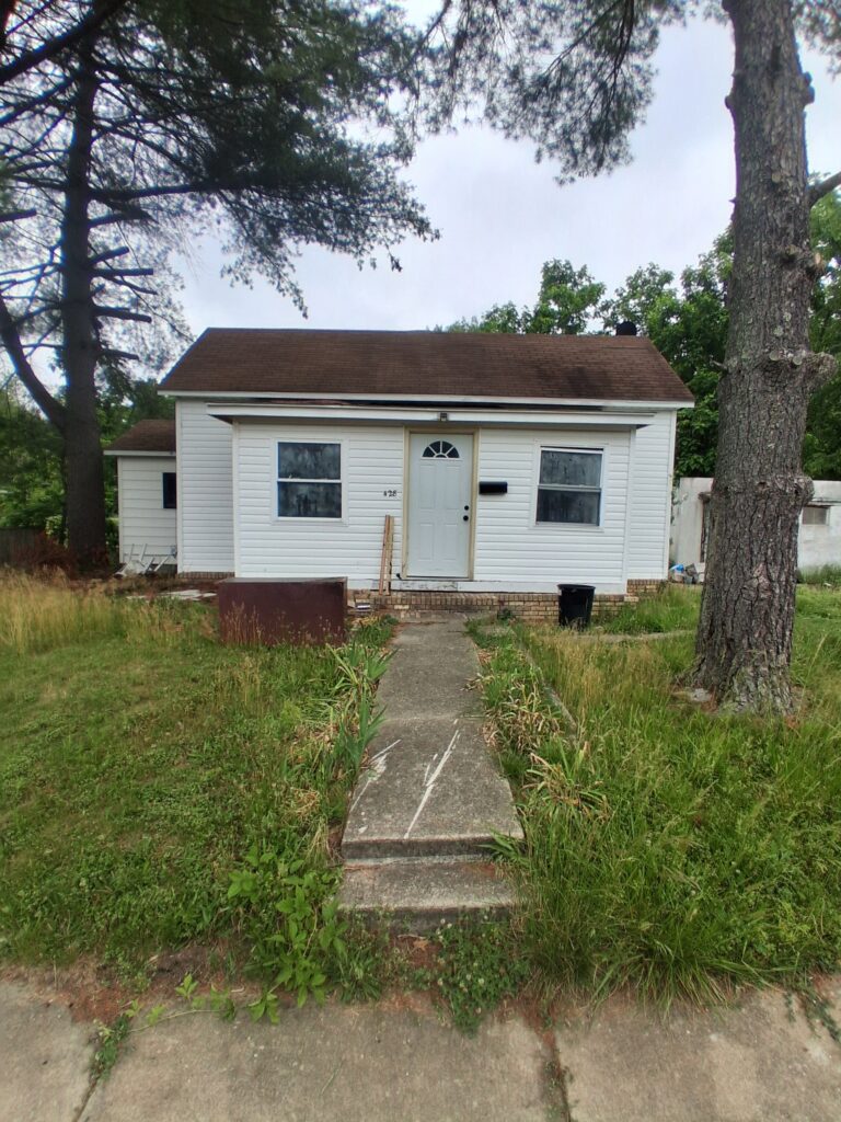 428 S Central St, Benton, IL 62812, USA
