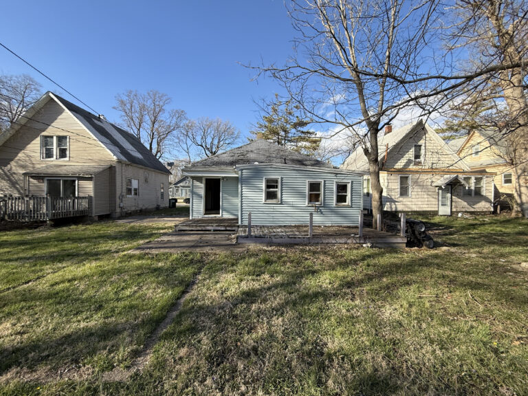 803 E Whitmer St Decatur IL 62521