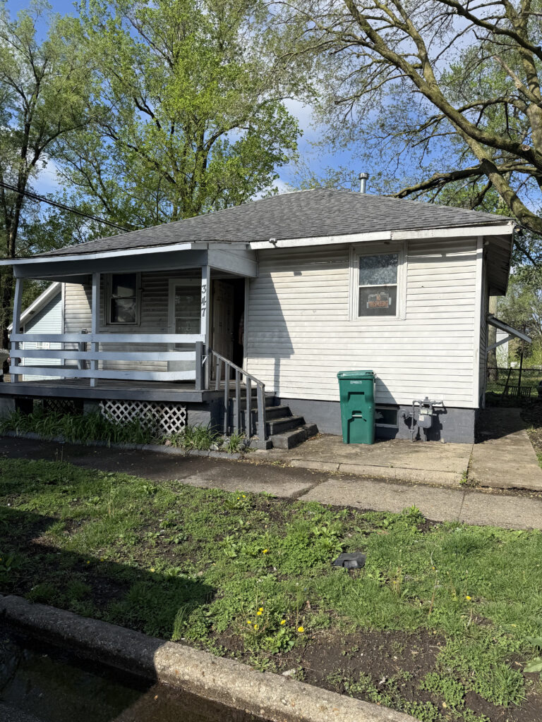 347 N Stone St, Decatur IL 62521