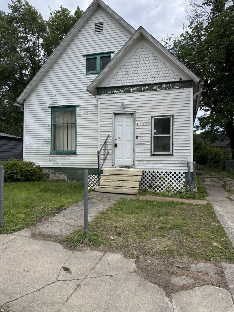 415 E Division St, Decatur, IL 62526, USA