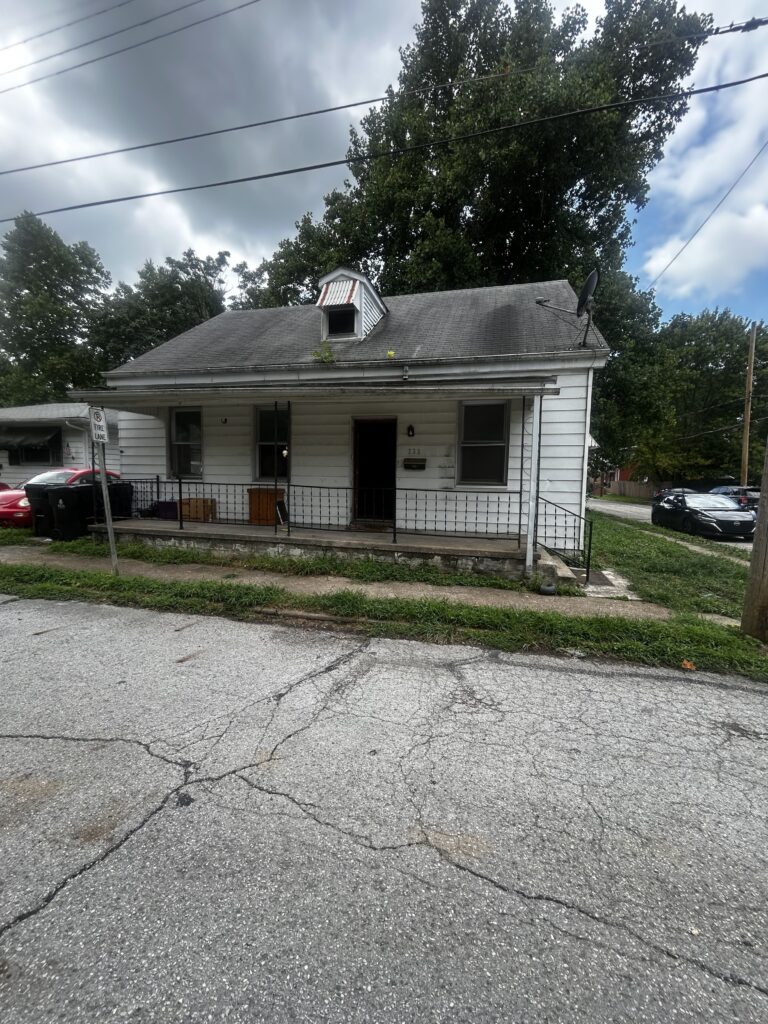 233 N 11th St, Belleville, IL 62220, USA