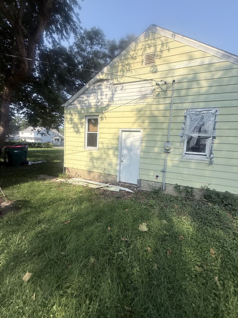 1746 N Woodford St, Decatur IL 62,526