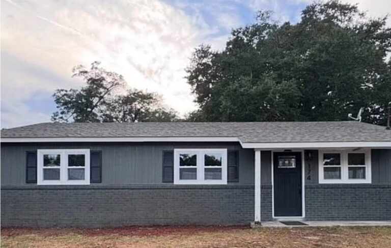 174 Roosevelt Ave, Ozark, AL