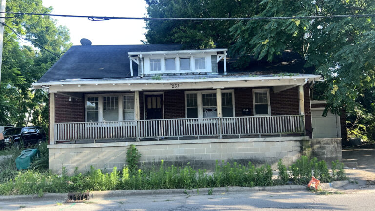 231 W Grand Ave Decatur IL 62,522