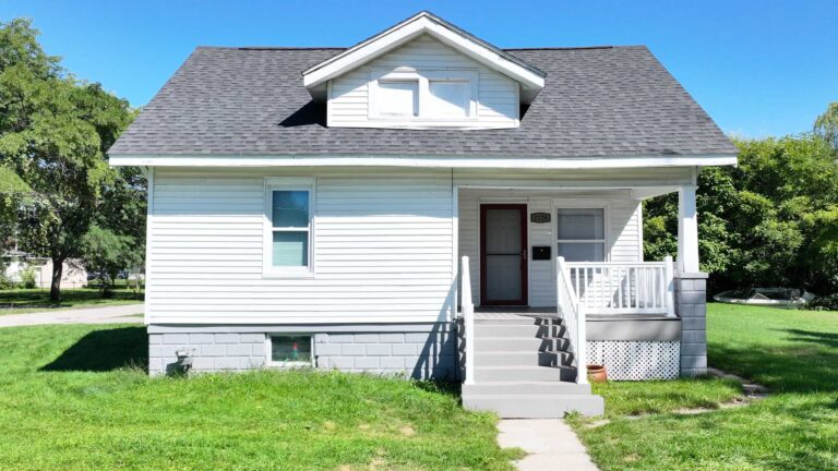 2128 Fordney St, Saginaw MI 48,601