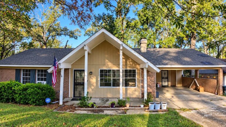 1765 Casteel Dr, Jackson, MS 39204, USA