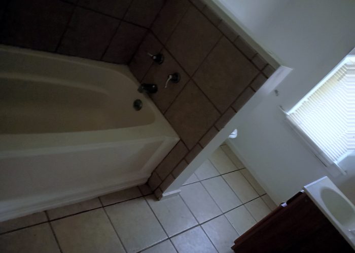 1386508828473248272_edit