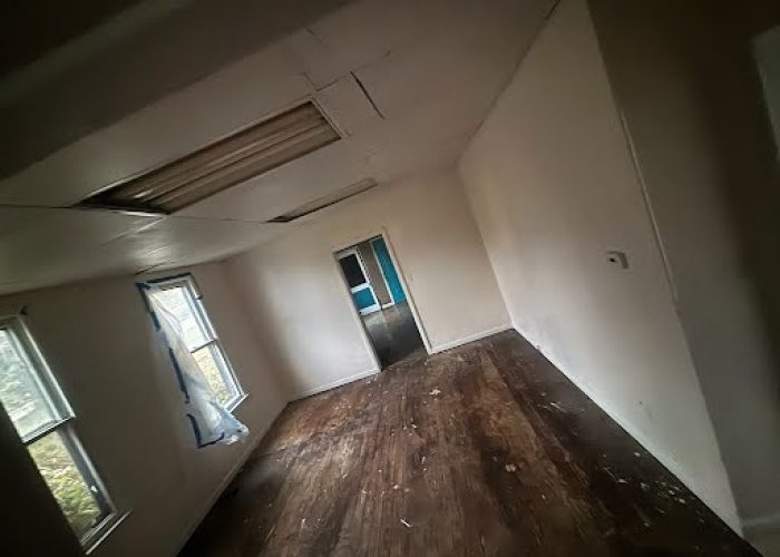 9e0b768cf6e37af48427195d41f934018a7944d7-1