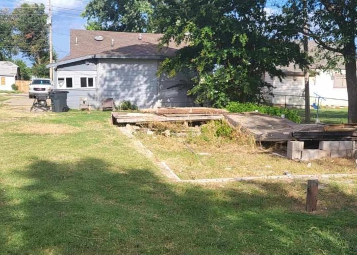 Charming 3-Bedroom Home with Open Loft & Spacious Backyard (1)