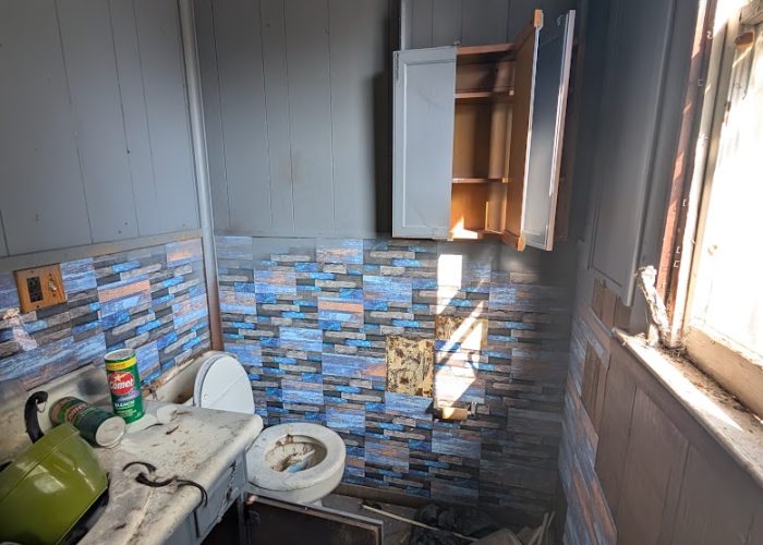 PXL_20250910_210746224