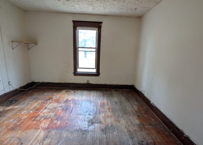 PXL_20251106_210355099