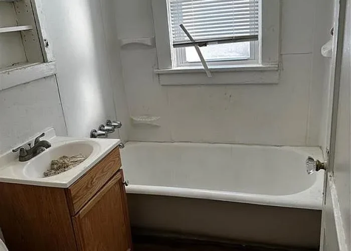 e03b50eb1c8eab58d9ddbcd61ad10a20-cc_ft_960